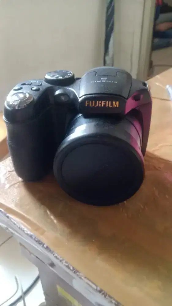 Kamera DSLR Fujifilm Finefix S bekas