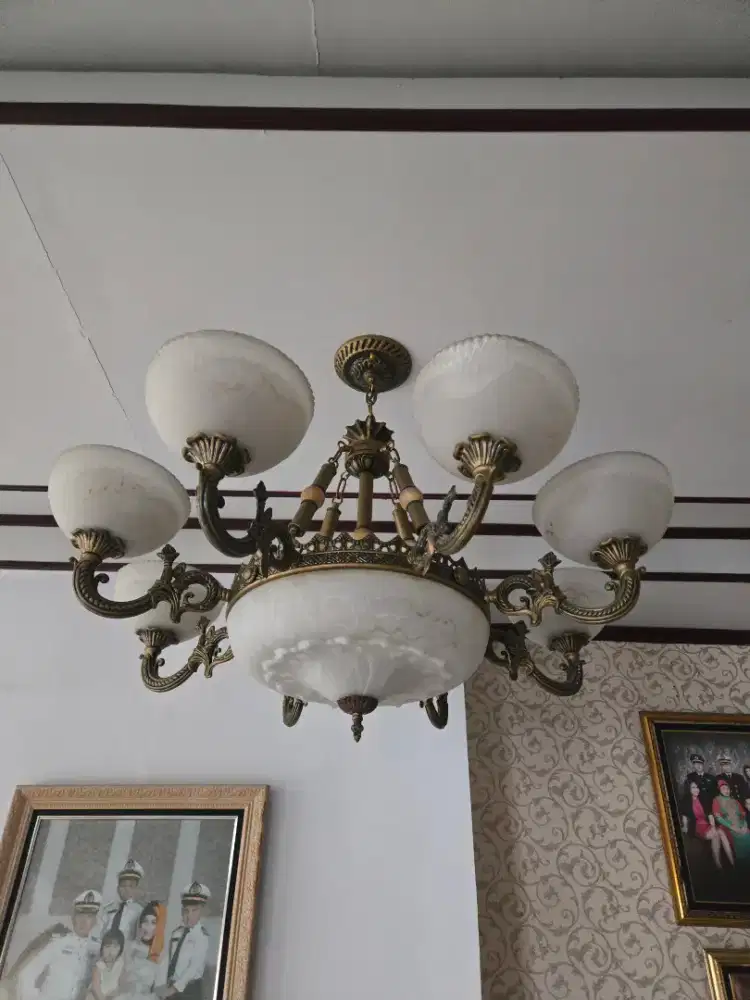 Lampu Gantung Klasik