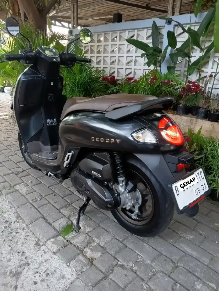 SCOOPY PRESTIGE