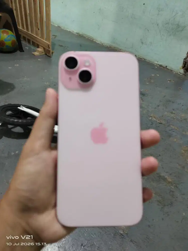 IPHONE 15 PLUS WARNA PINK