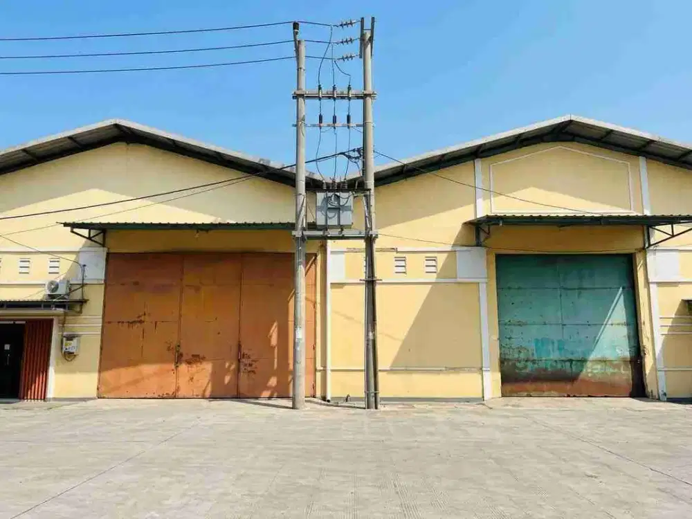 Dijual Gudang Strategis Dekat Tol Waru Sidoarjo