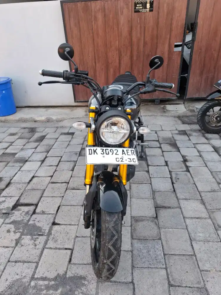 YAMAHA XSR, LOW KM, SURAT SURAT LENGKAP, ANGGAP BELI BARU
