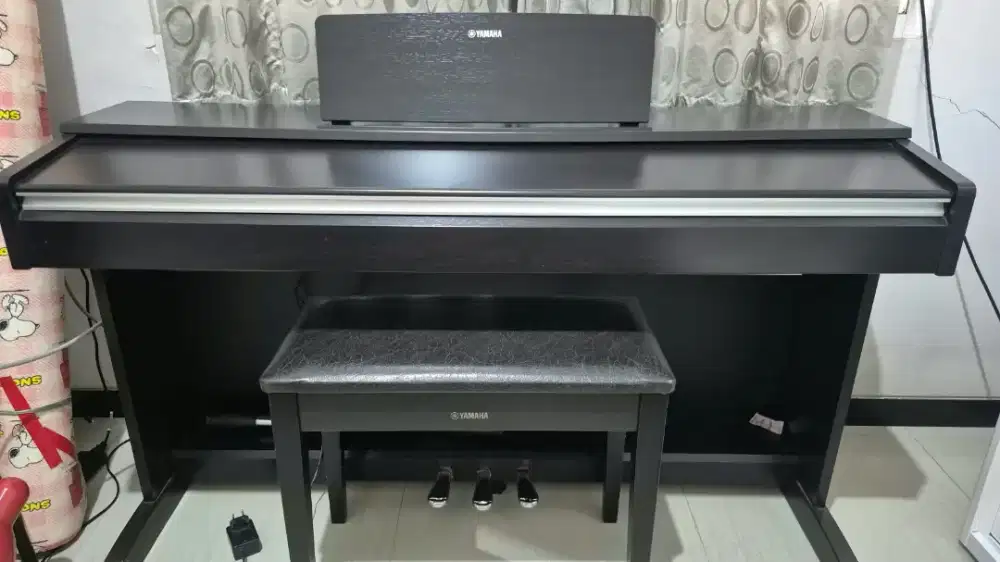 PIANO DIGITAL YAMAHA ARIUS YDP-142