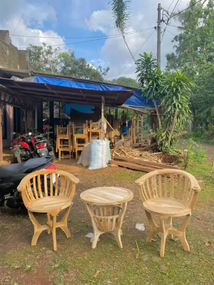 Kursi teras mangkok