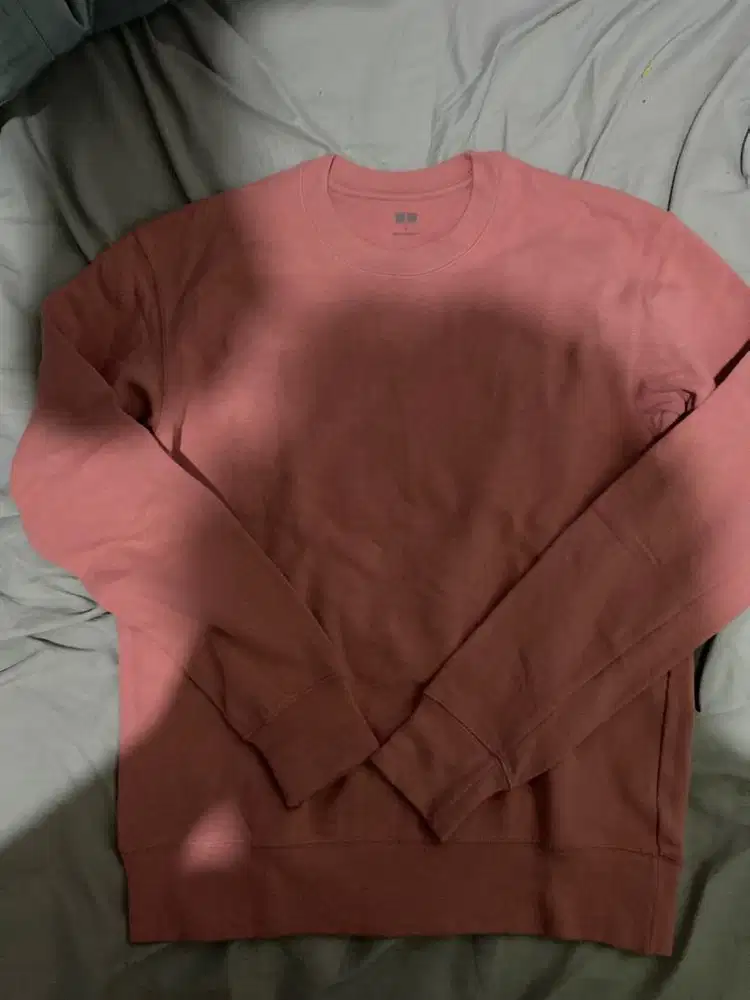 Di Jual crewneck uniqlo original size S/M
