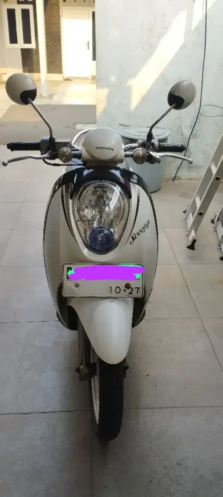 Scoopy Karbu 2011