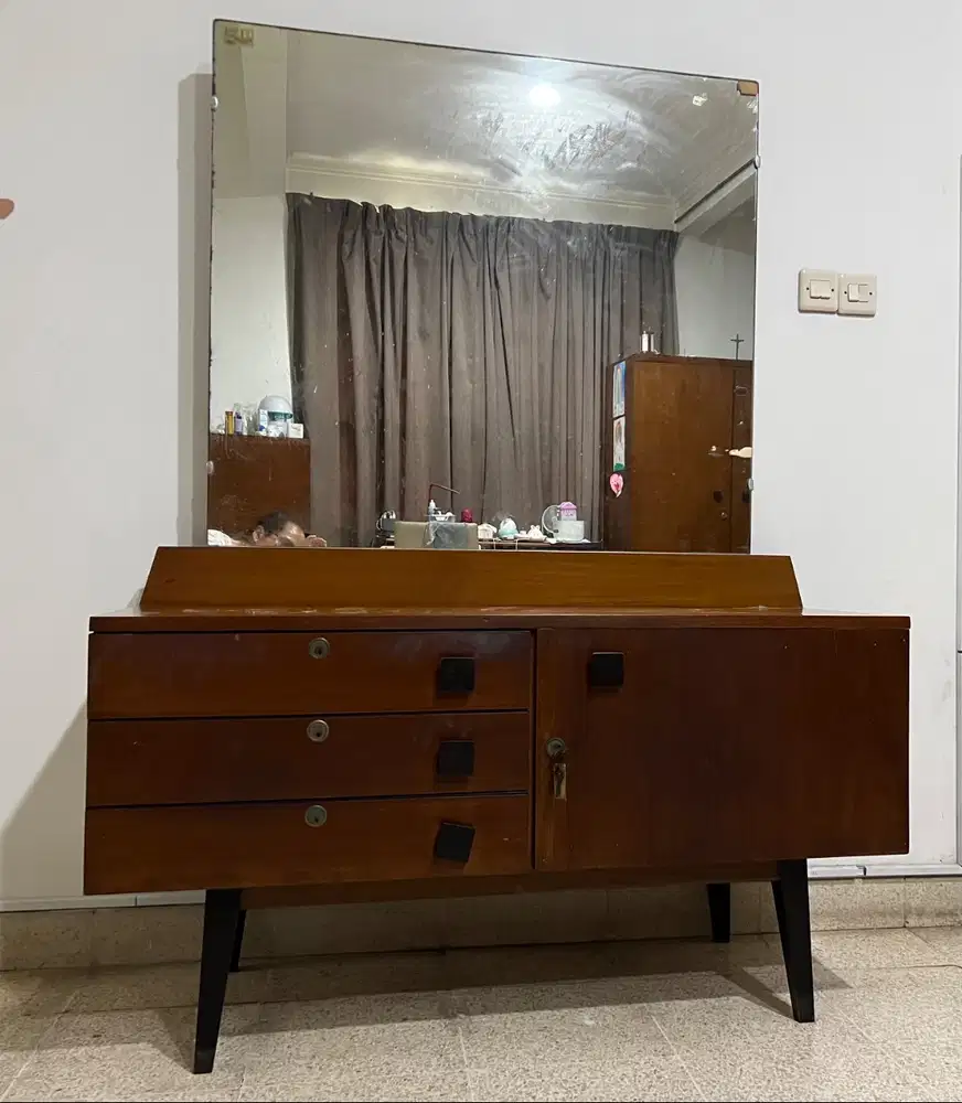 Meja rias kayu jati asli