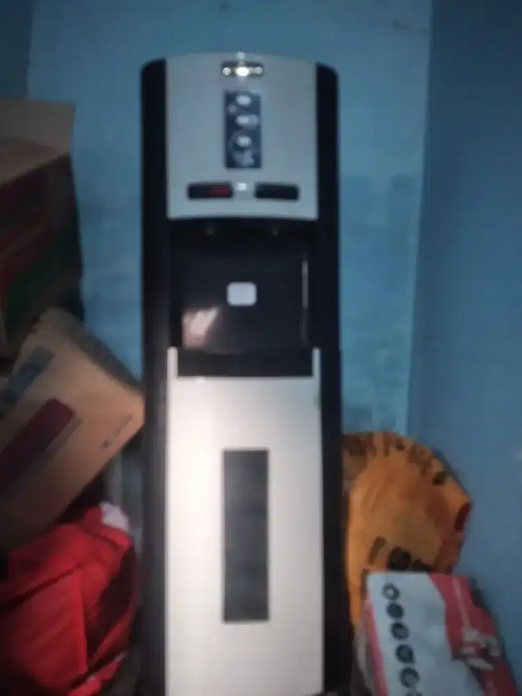 Dijual dispenser galon bawah dan hexos