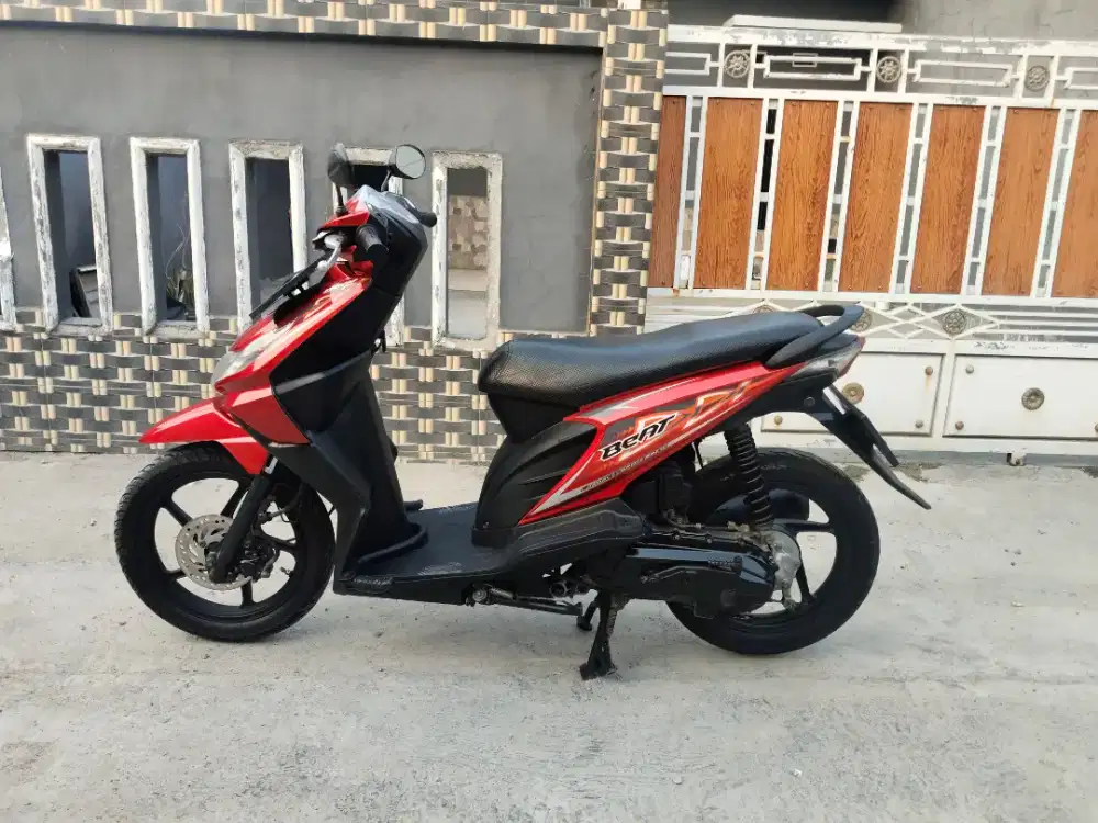 Honda Beat karburator tahun 2012 pajak panjang siap pakai di Tangerang