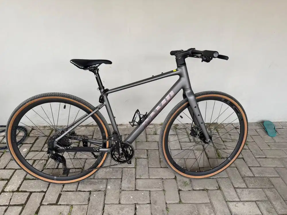 Sepeda Hybrid Camp GX300