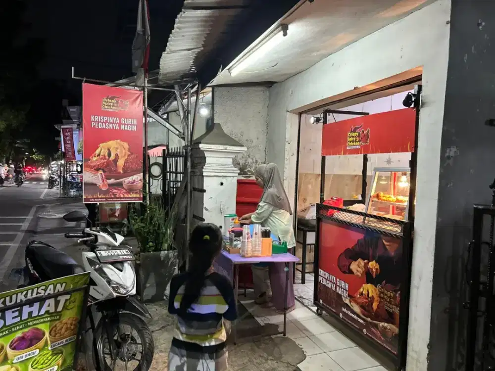 Booth gerobak ayam frienchese