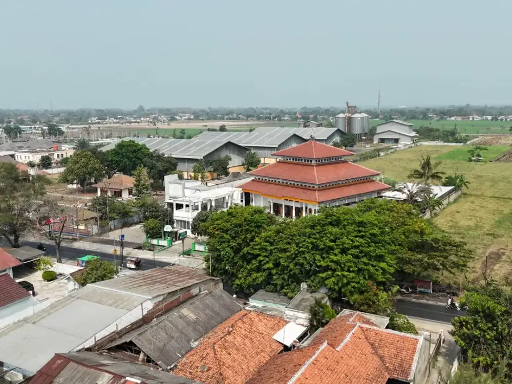DIJUAL Lahan Komersial Strategis 2 Hektar Pinggir Jalan Utama Rengasdengklok Karawang - Depan Polsek, Cocok untuk Cluster / Gudang / Komersial