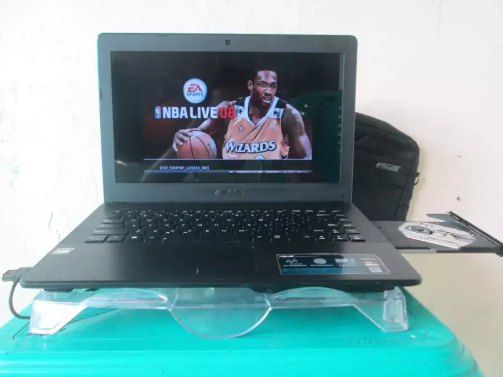 Laptop ASUS Slim + Ram 10 Gb + SSD 512 Gb + Batre Awet + Win 11 + Nego