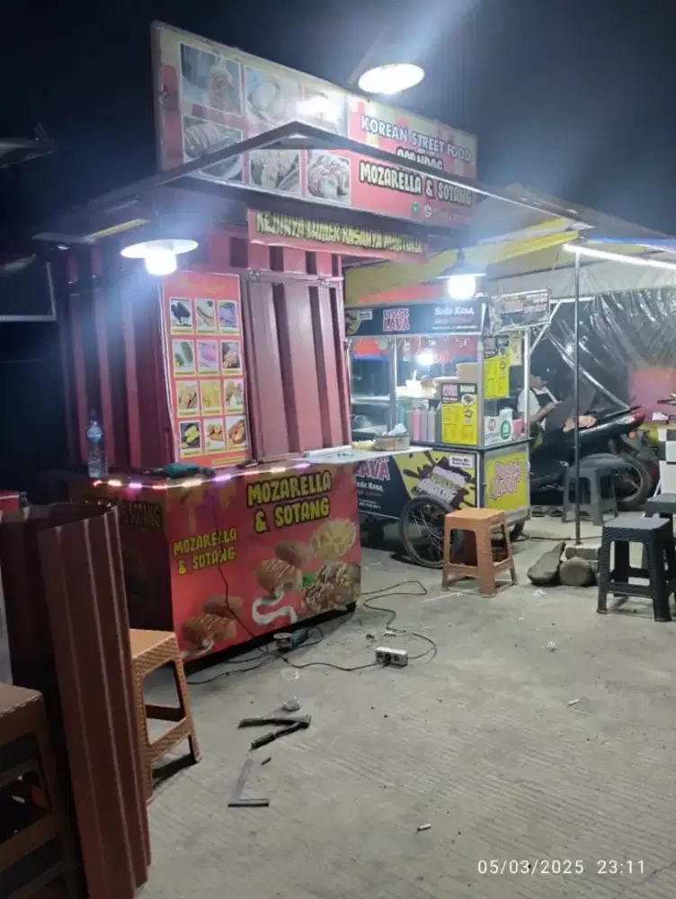 Jaga stand corndog cimol bojot