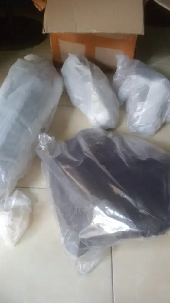Body Mio kiri kanan, batok kepala, spakbor dan tameng depan