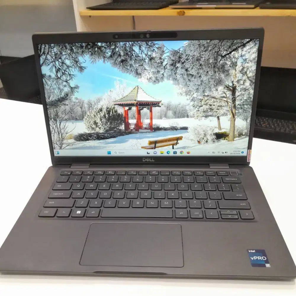 Dell latitude 7330 Intel core i7 gen12 ram 32gb ssd 256gb
