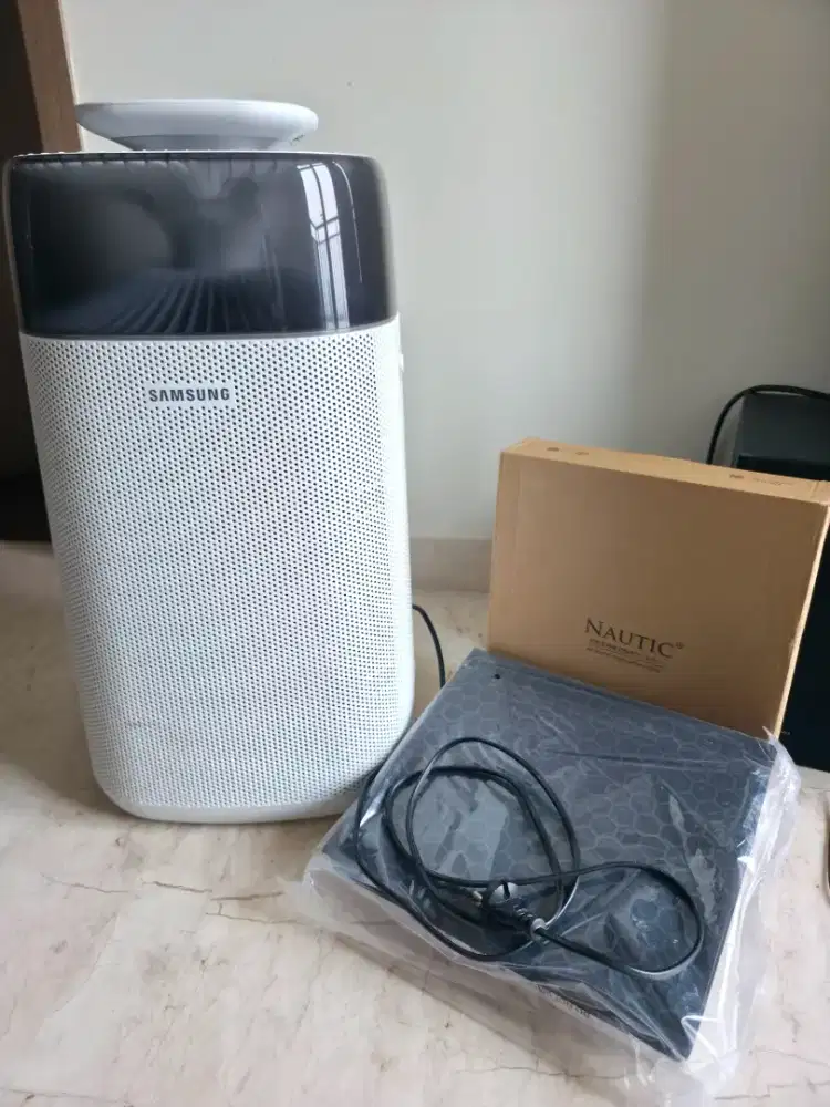 Air purifier Samsung AX40R3030WM
Free Filter (NEW)