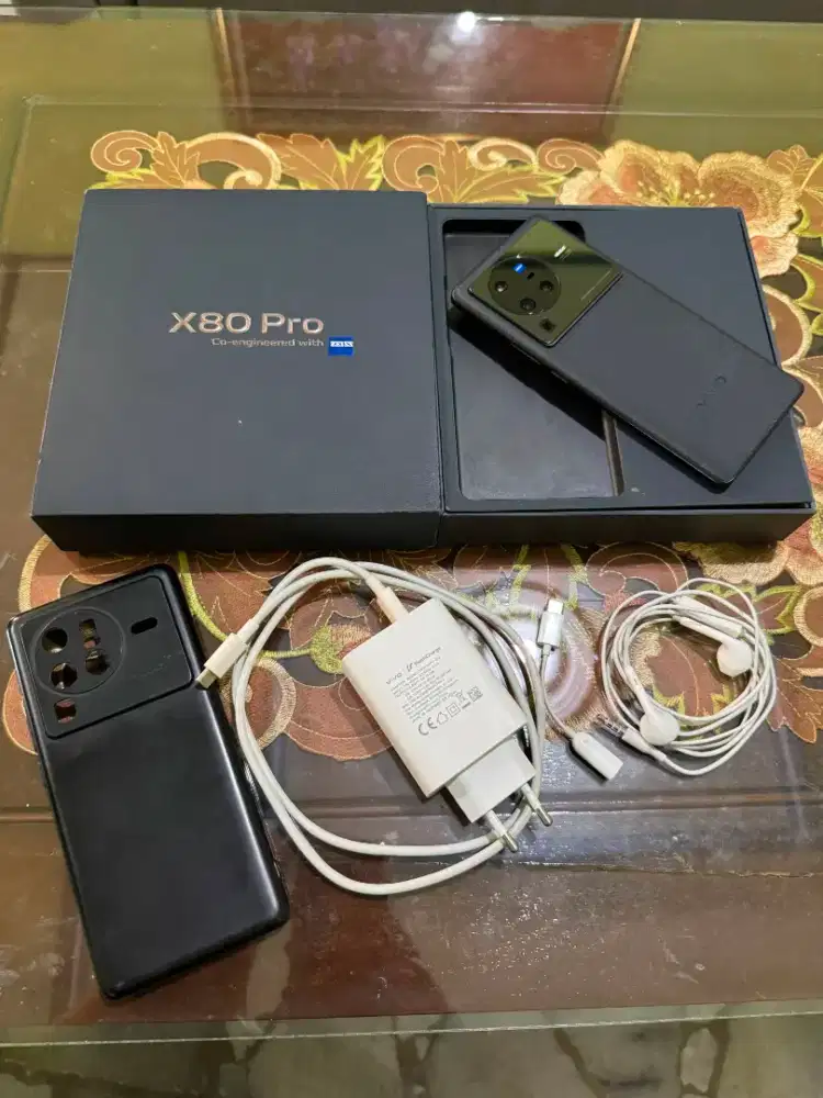 Vivo X80 Pro 12+8/256GB