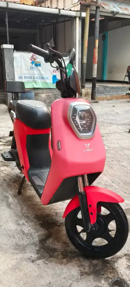 SEPEDA LISTRIK UWINFLY M60