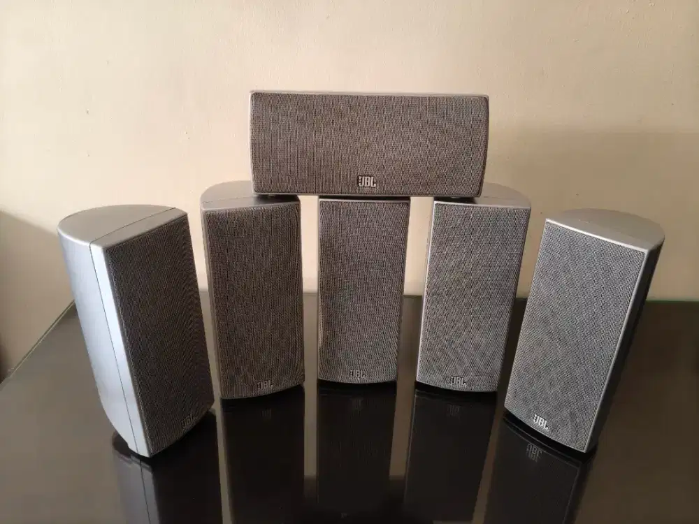 Speaker satelit jbl 180ssat