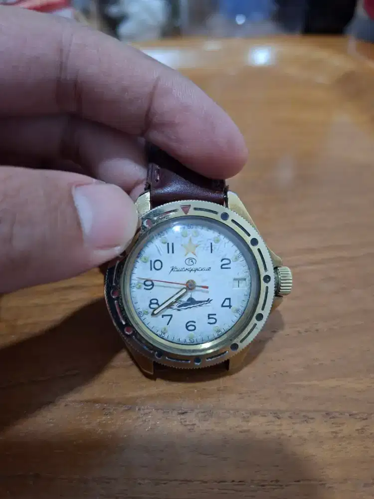 Jam Rusia Vostok Komandasky