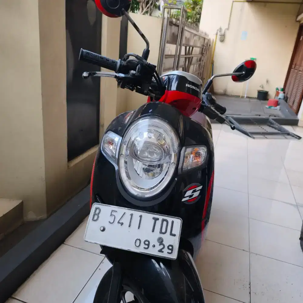 Honda Scoopy 2019
