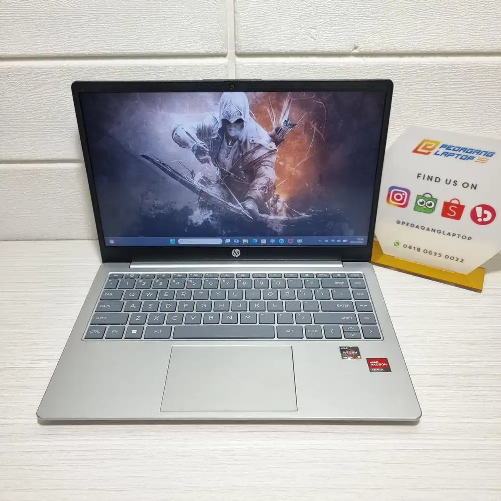 Laptop HP 14 EM333AU AMD RYZEN 3-7320U RAM 8GB SSD 512GB Fullset