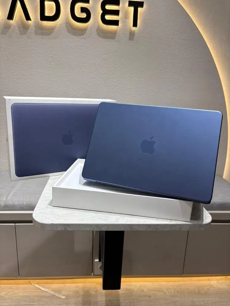 Macbook Neo 512Gb Indigo BH 100% Cc 61 Garansi On