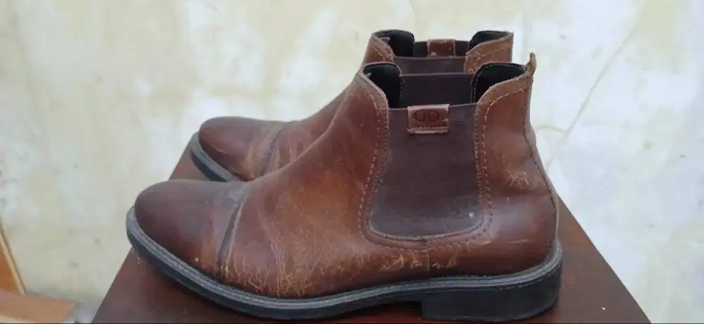 Jual Sepatu boot pria kulit asli merk Democrata made in Brazil size 42