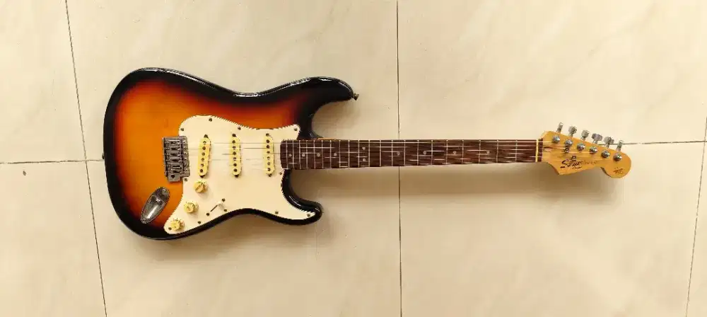Gitar Listrik Squier Mantap