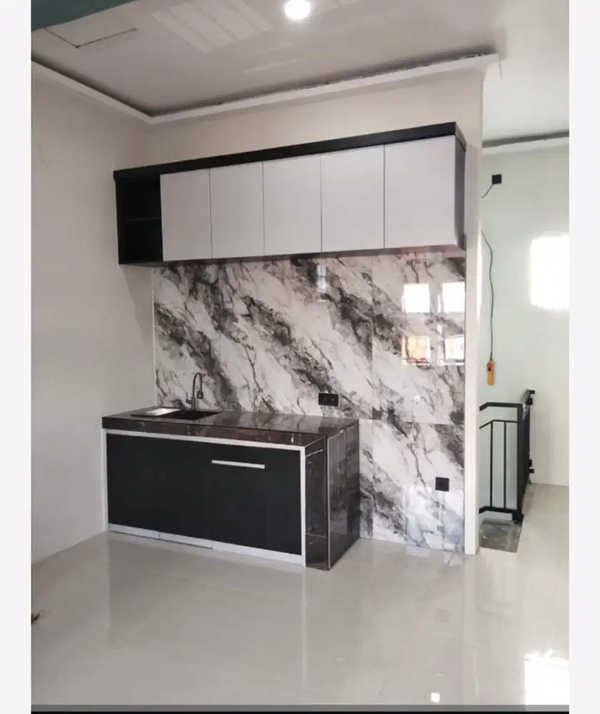 tukang batu berpenggalaman