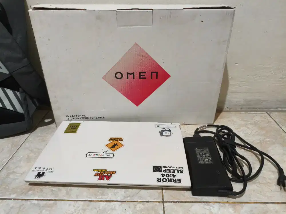 Laptop Gaming HP OMEN 16-b005dx (i7-11800H / RTX 3070 8GB / SSD 1TB)