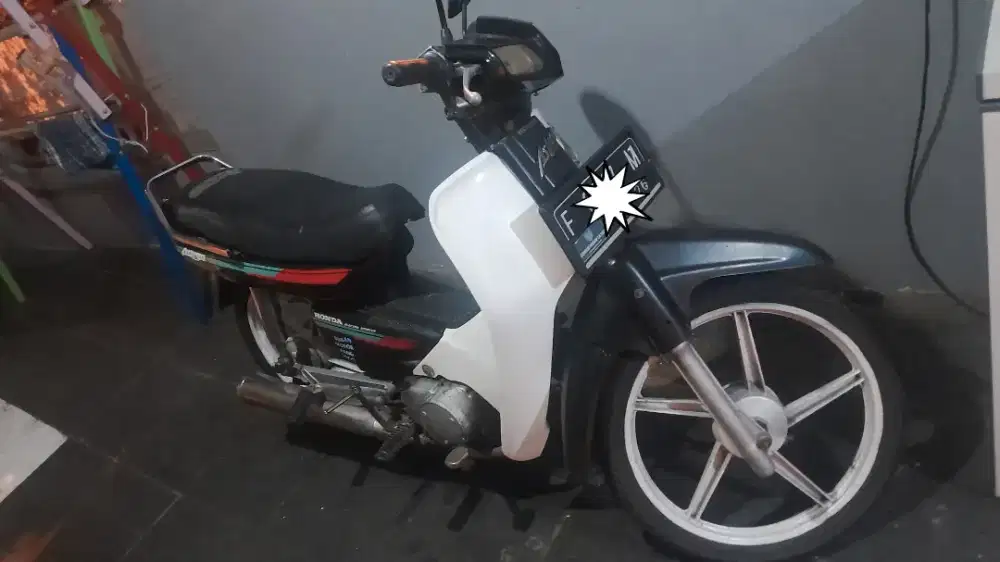Astrea Legenda 2002