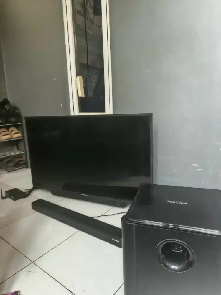 Polytron Cinemax Soundbar LED TV 43INCH Include Soundbar & STB