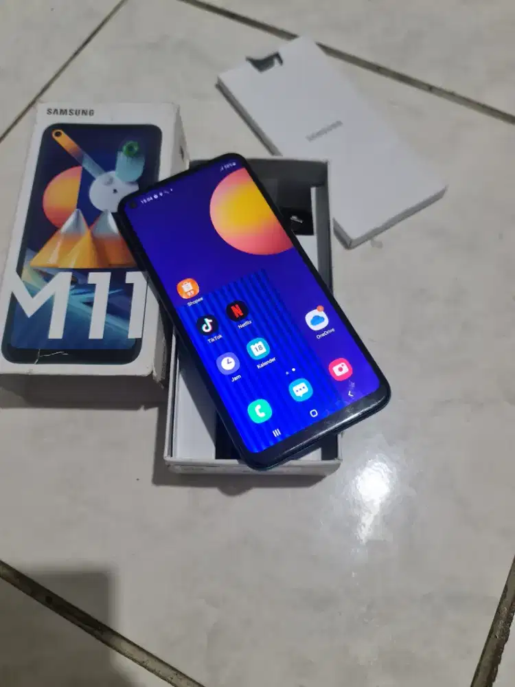 Samsung M11 ex Sein Ram 3/32 Batre Awet