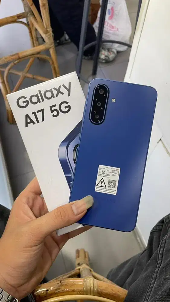 Samsung A17 5G 8/256 like new