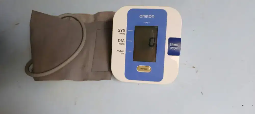 Omron cek tensi