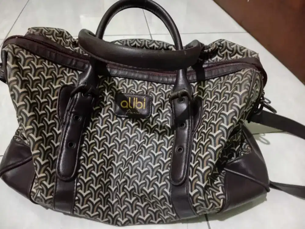 Tas alibi paris coklat tali panjang