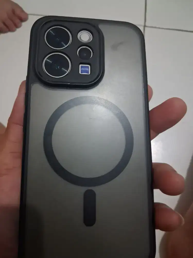 Vivo v705G 12-256