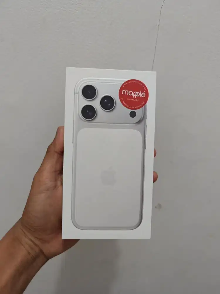 New BNIB iPhone 17 Pro 256GB Digimap Silver Blibli iBox 256