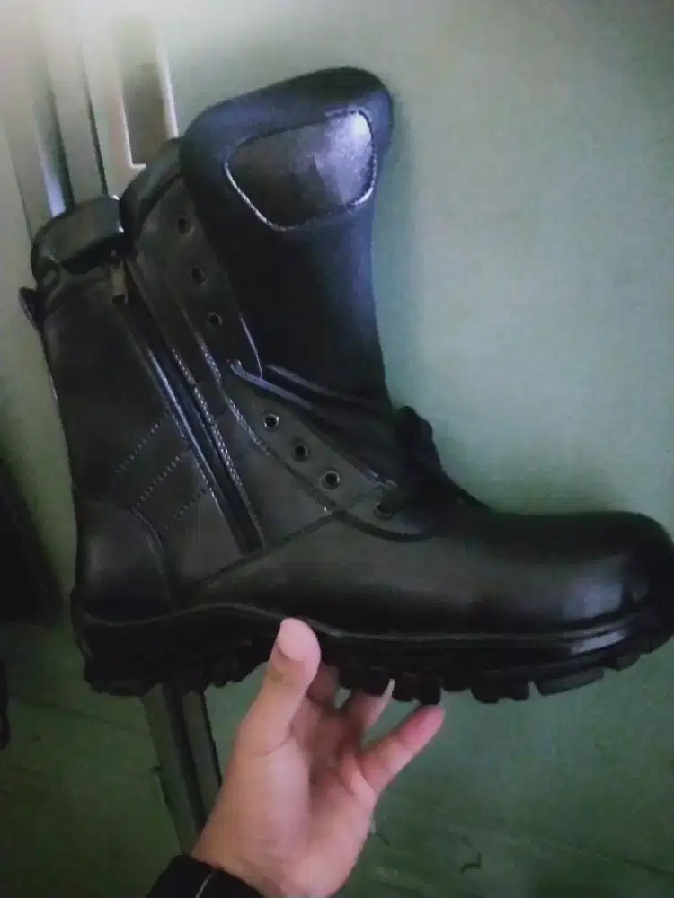 Sepatu PDL size 43