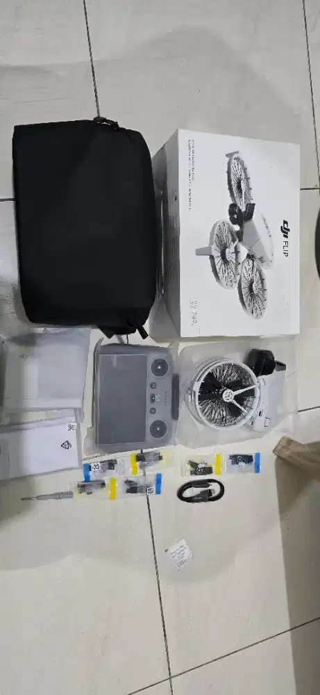 DJI Flip Fly More Combo Like New