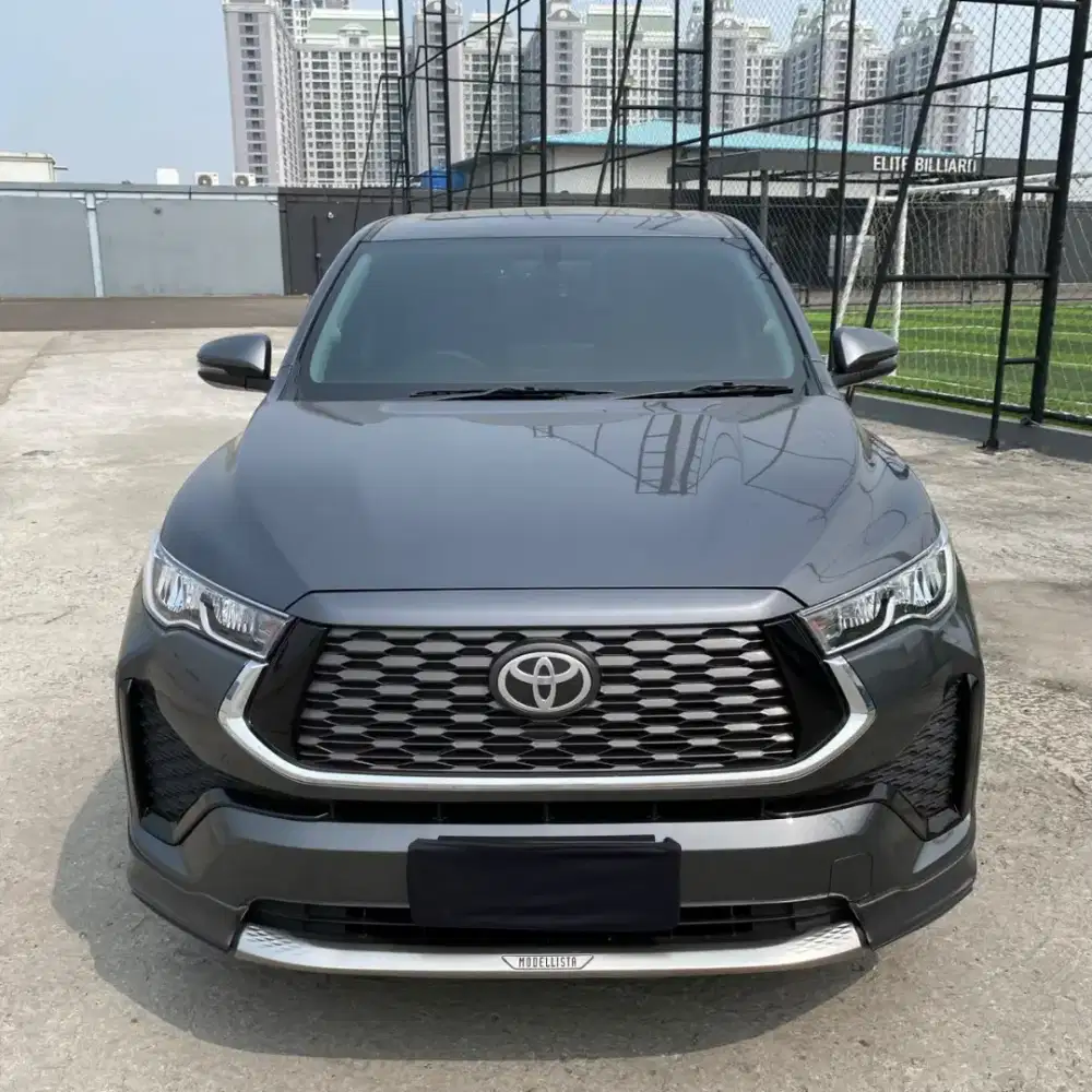 TOYOTA INNOVA ZENIX V HYBRID 2025
