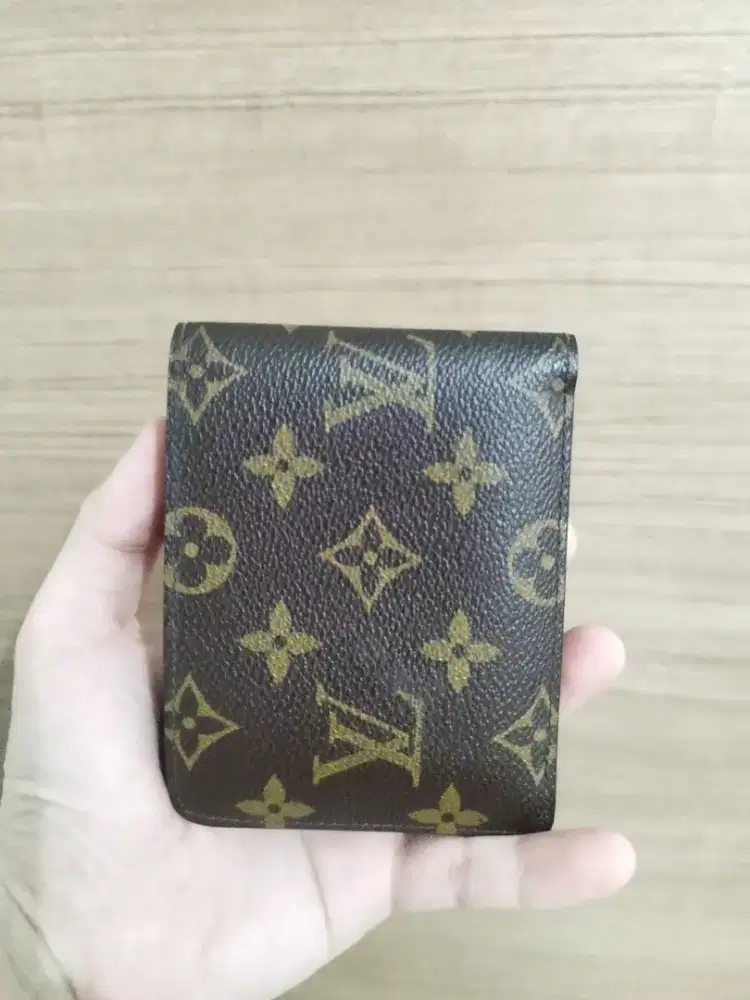 LV (LOUIS VUITTON) Authentic / Original Monogram