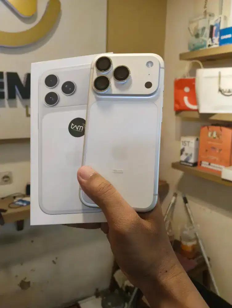 Jual Iphone 17 Pro 256Gb Second Ibox Mulus Fullset Garansi Aktif