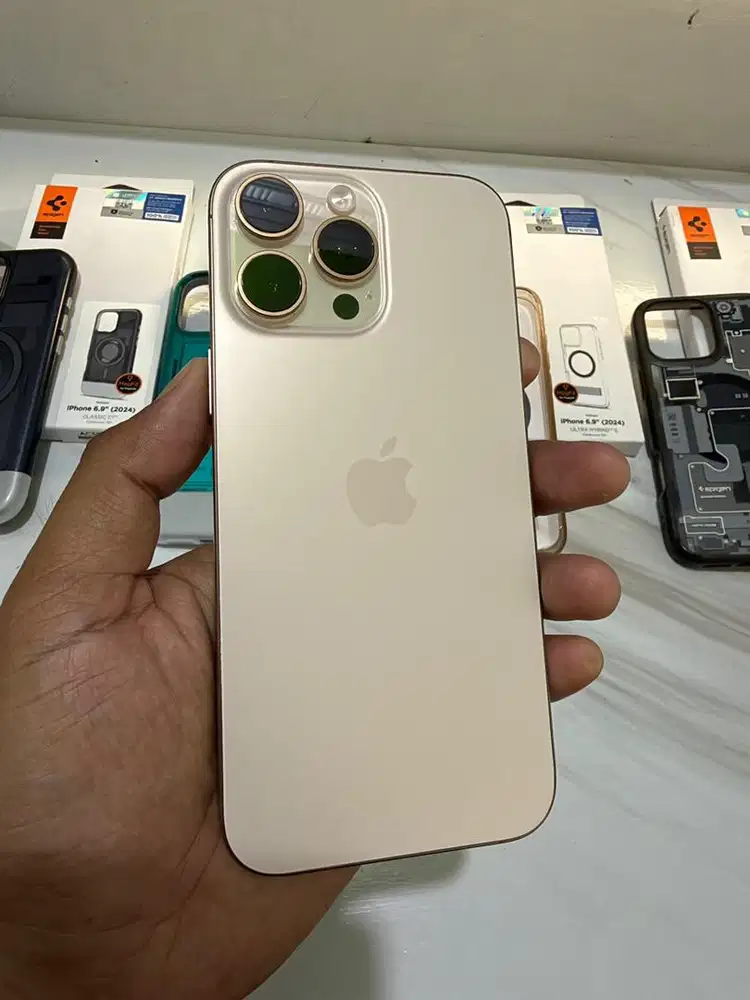 iPhone 16 Pro Max. LIKENEW!!! BANYAK BONUS!!! BH 96%
