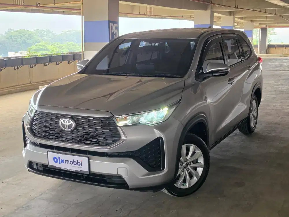 Pajak Panjang - Toyota Kijang Innova 2.0 Zenix V CVT Bensin-AT 2023