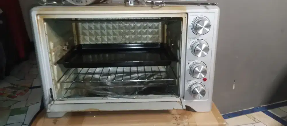 Oven ecohome electric platinum 38L dan Samsung microwave oven bekas