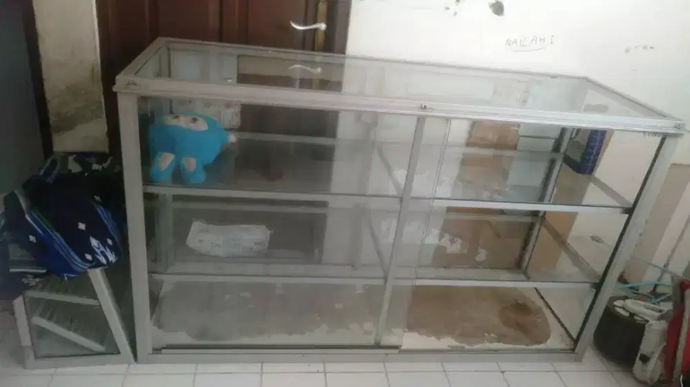 Etalase warteg kaca depan