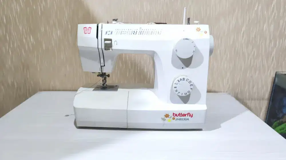 Mesin jahit portable Butterfly
